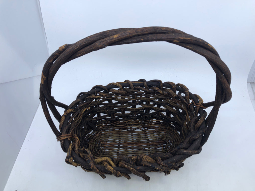 DARK STURDY STICK BASKET BURNT LOOK.