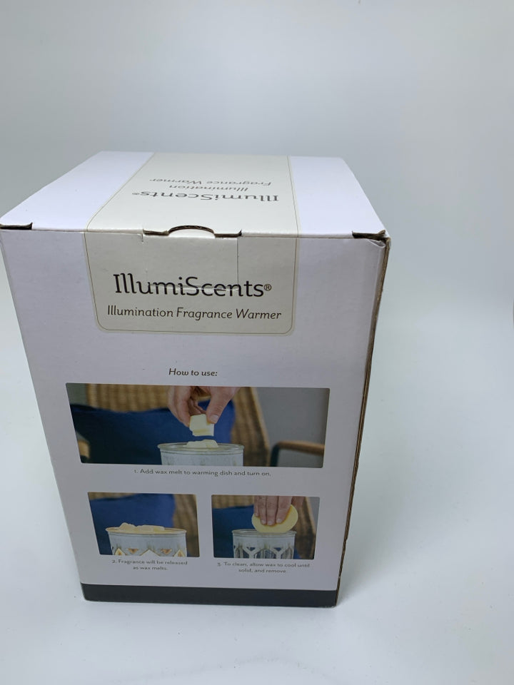 NIB BLUE MASON JAR IIIUMISCENTS.