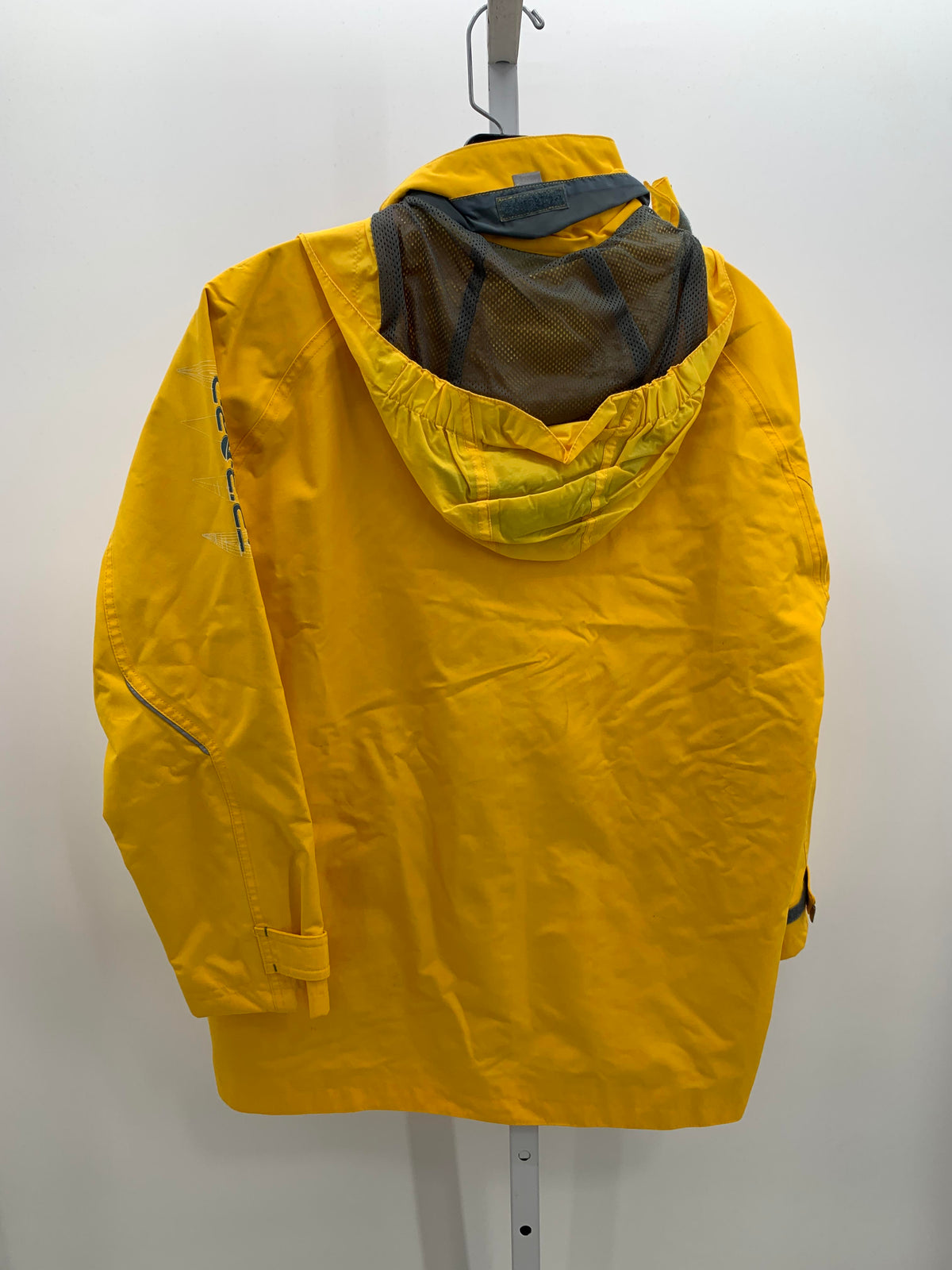 WINDBREAKER/ RAIN COAT- DECATHALON BRAND