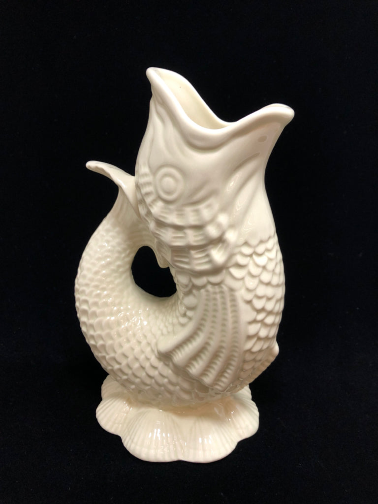 CREAM CERAMICA DE CUERNAVACA GURGLE JUG.