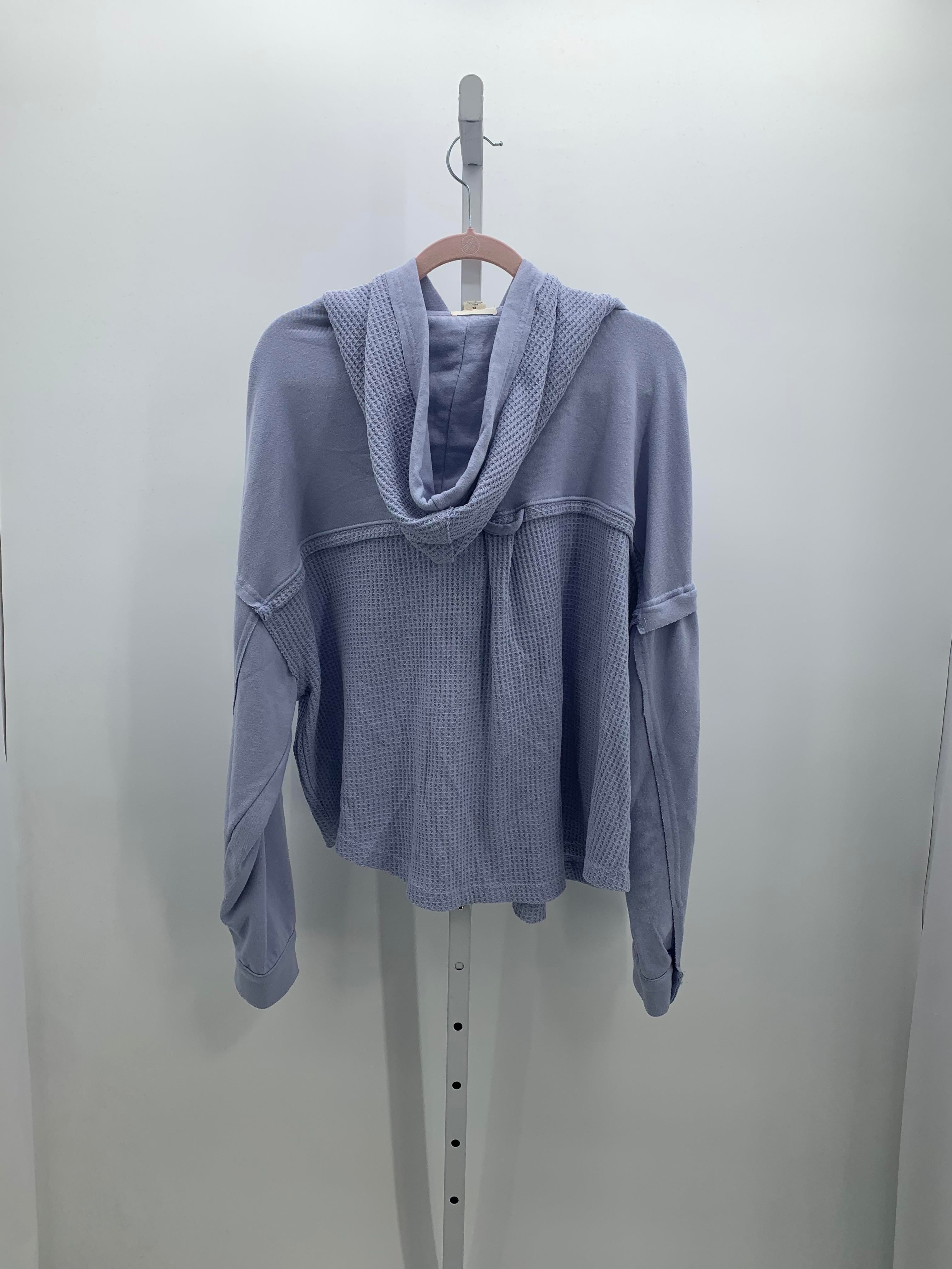 Size Extra Large Misses Long Sleeve Shirt