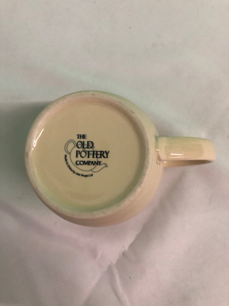YOU ARE MY SUNSHINE CREAM RIBBED MUG.