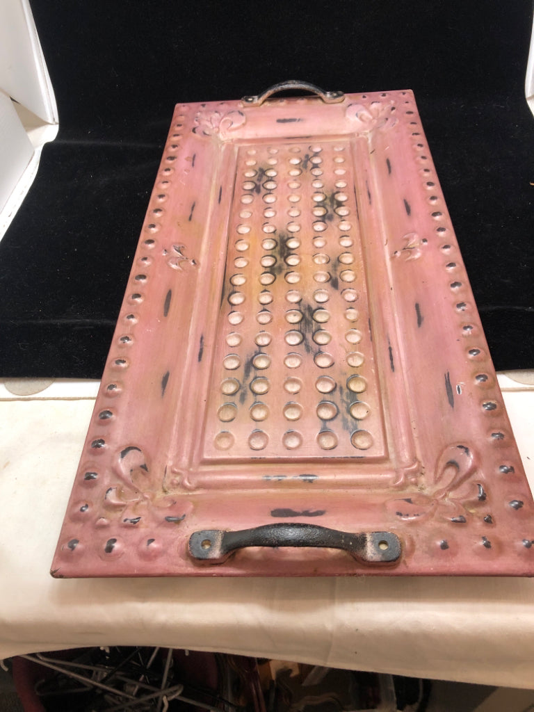 RUSTIC PRESSED METAL TRAY W/HANDLES.