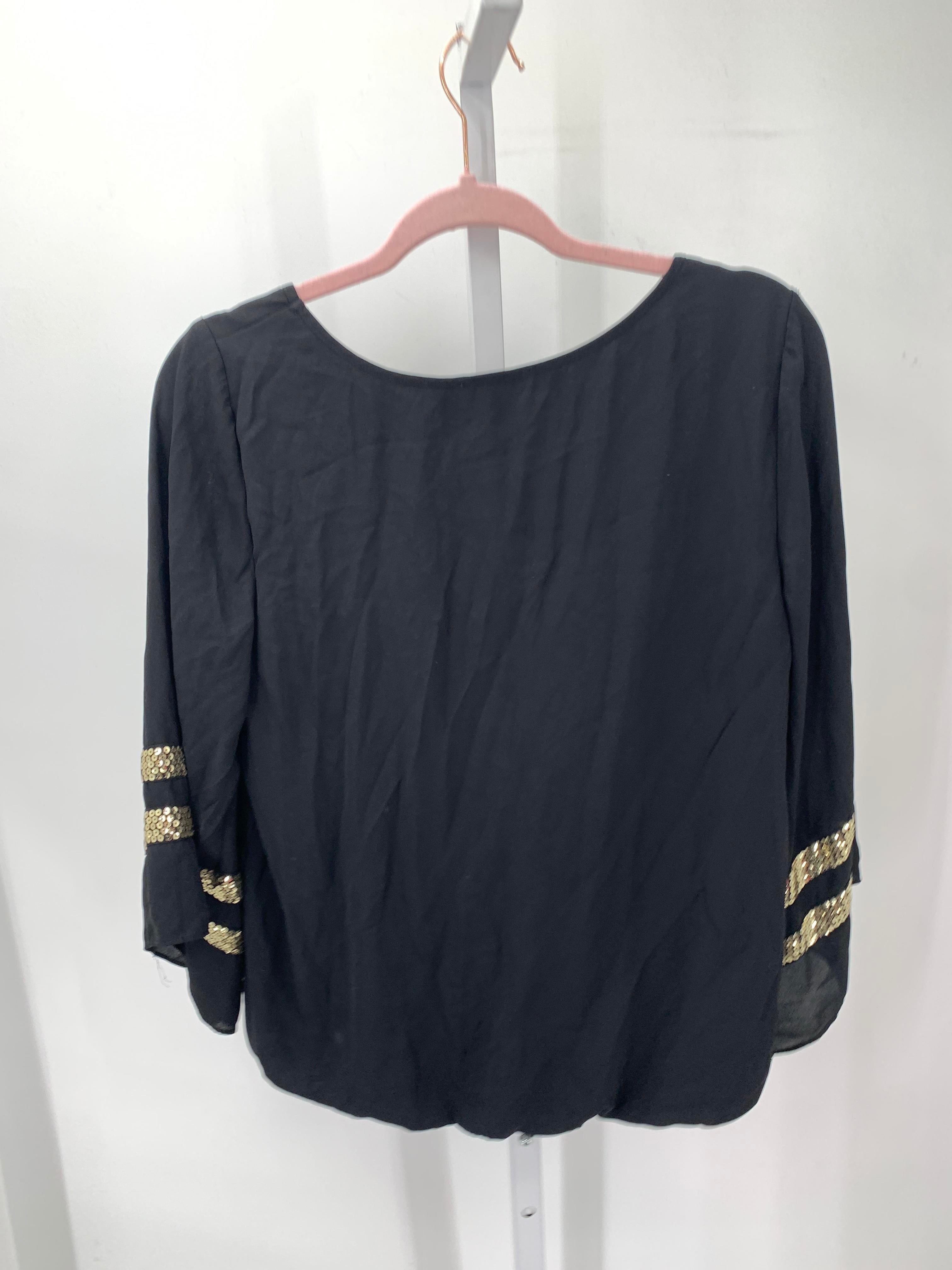 Size Medium Misses 3/4 Sleeve Shirt