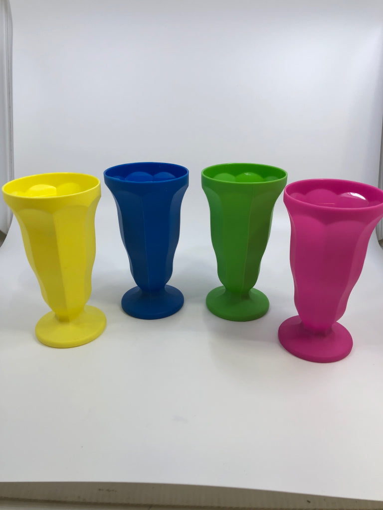 4PC MULTICOLORED PLASTC SUNDAE CUPS.
