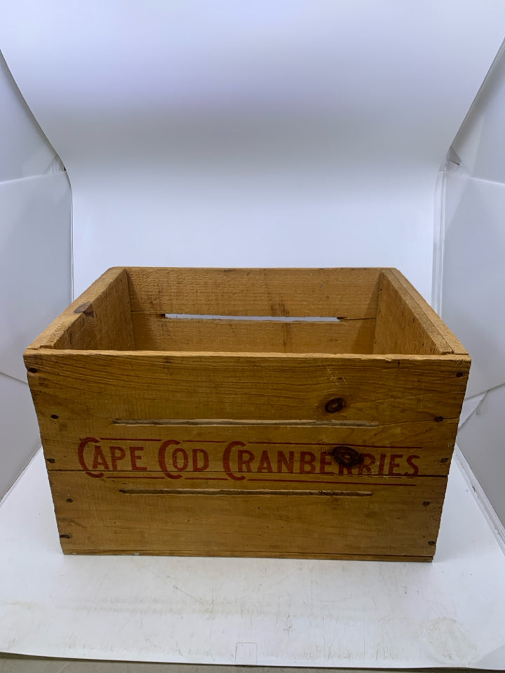 VTG WOOD CRATE CAPE COD CRANBERRIES.