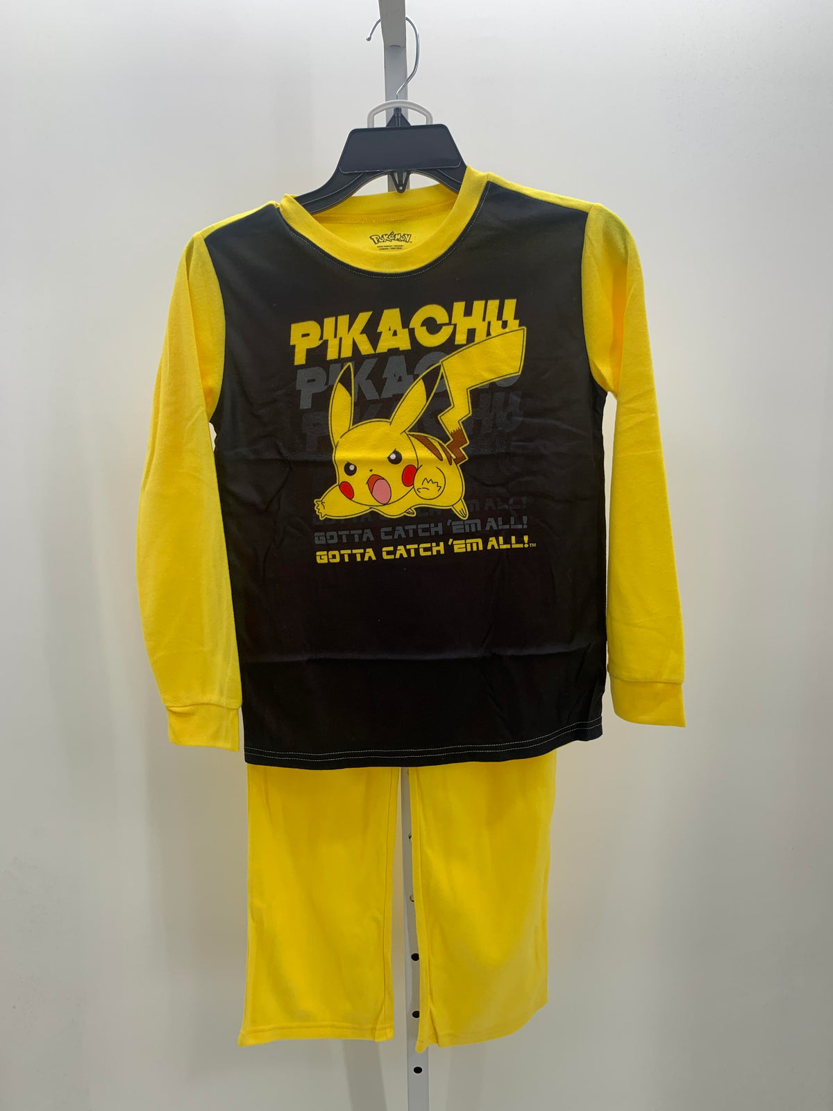 NWOT PIKACHU PJS
