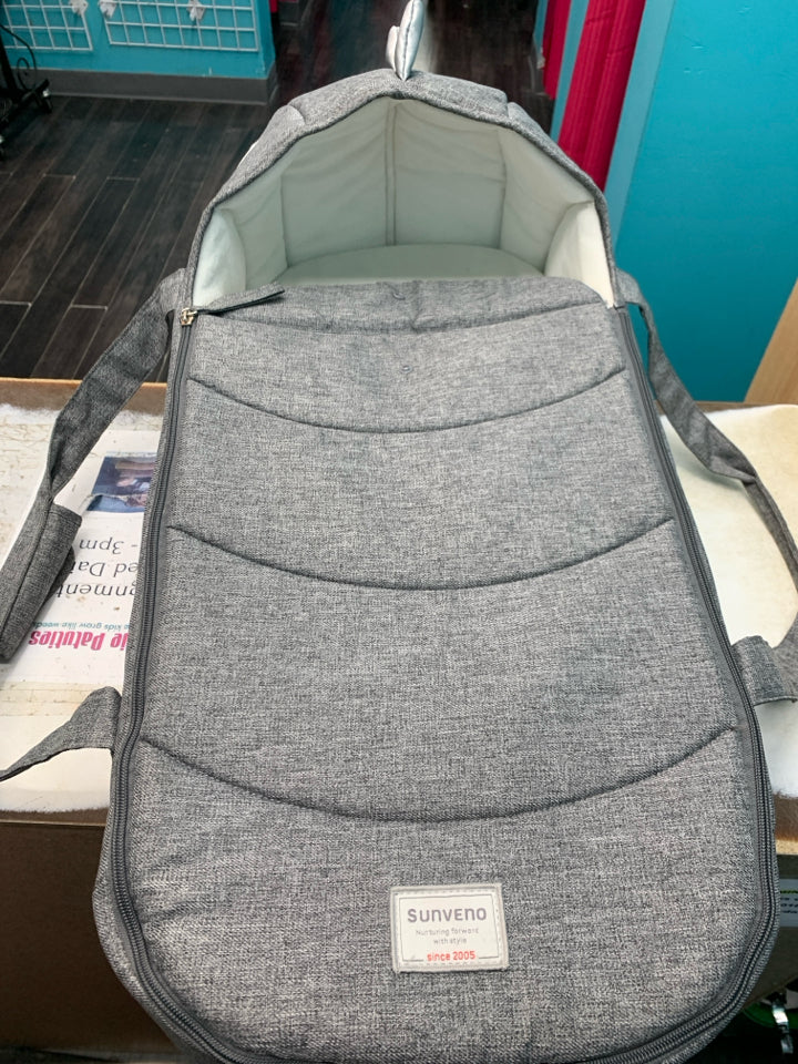 Sunveno: Portable Infant Travel Lounger
