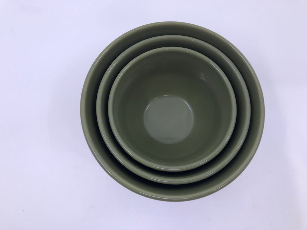 3 NESTING GREEN BOWLS W/ EMBOSSED FRUIT.