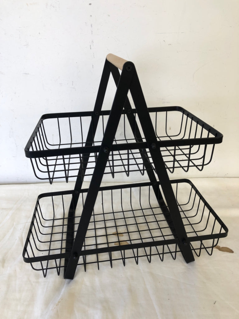 2 TIER BLACK METAL TRAY W/WOOD HANDLE.