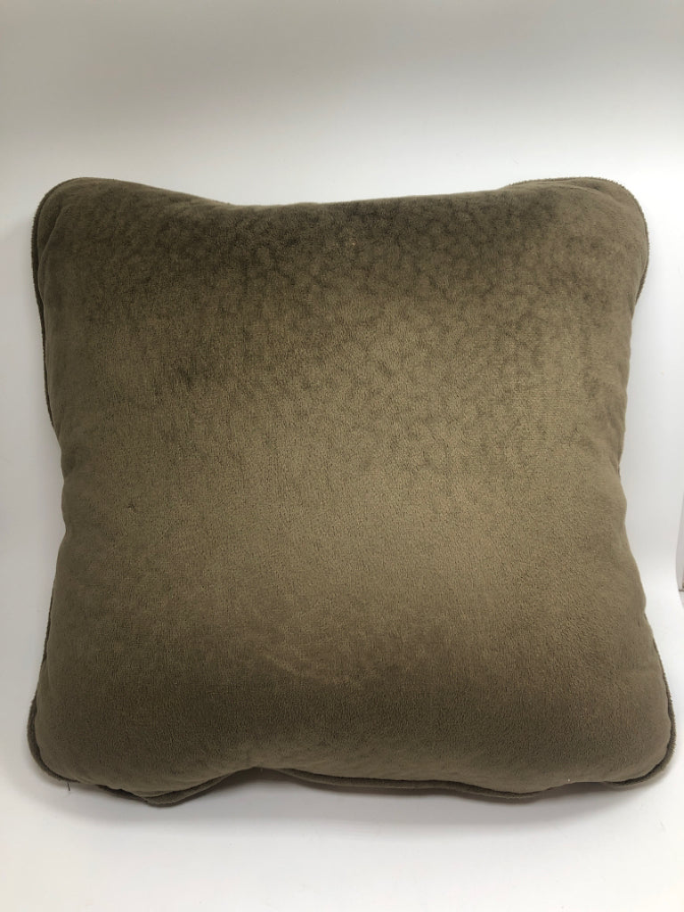 BLACK & BROWN TRIANGLE DESIGN PILLOW.