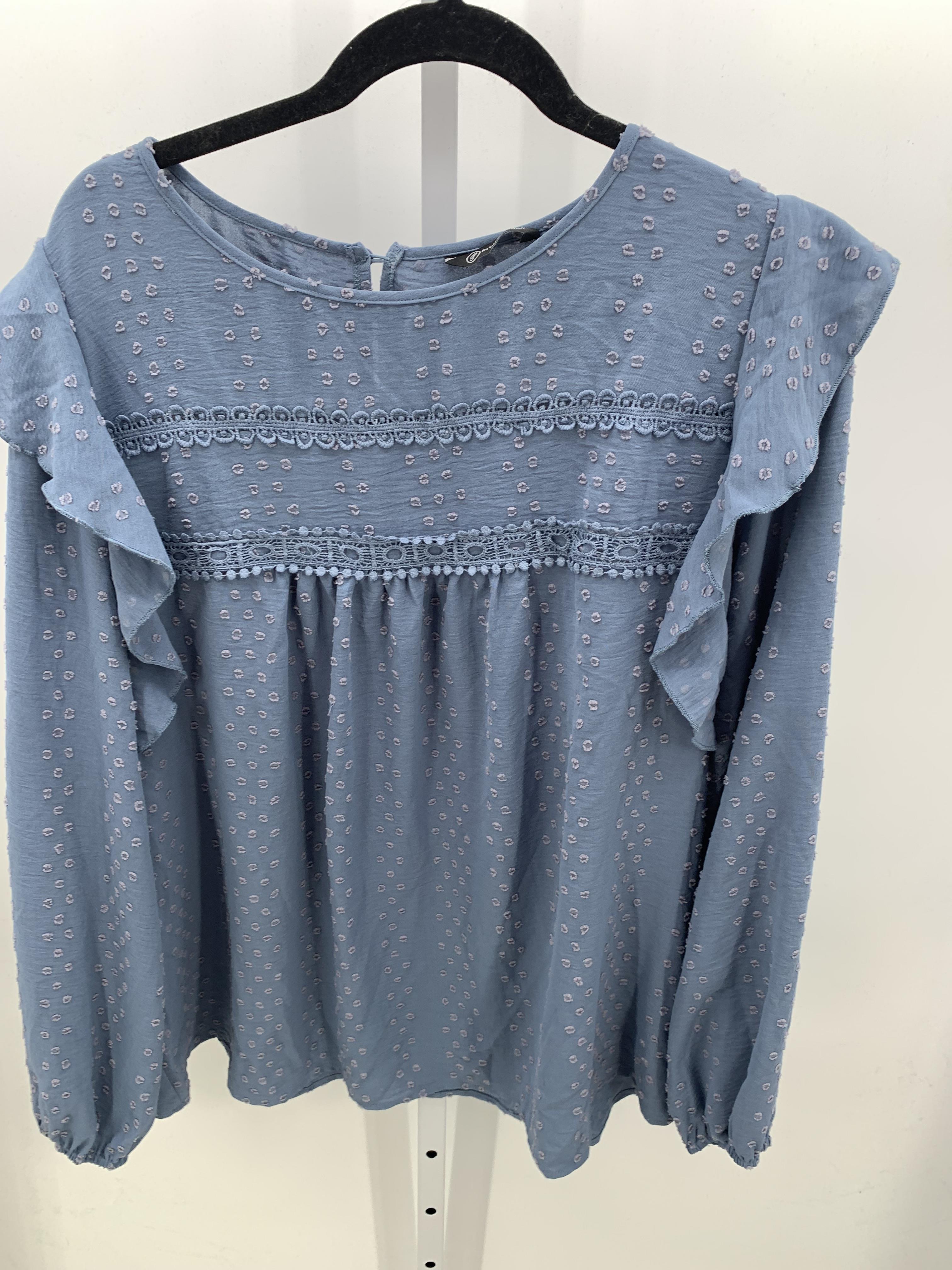 Size Extra Large Misses Long Sleeve Shirt