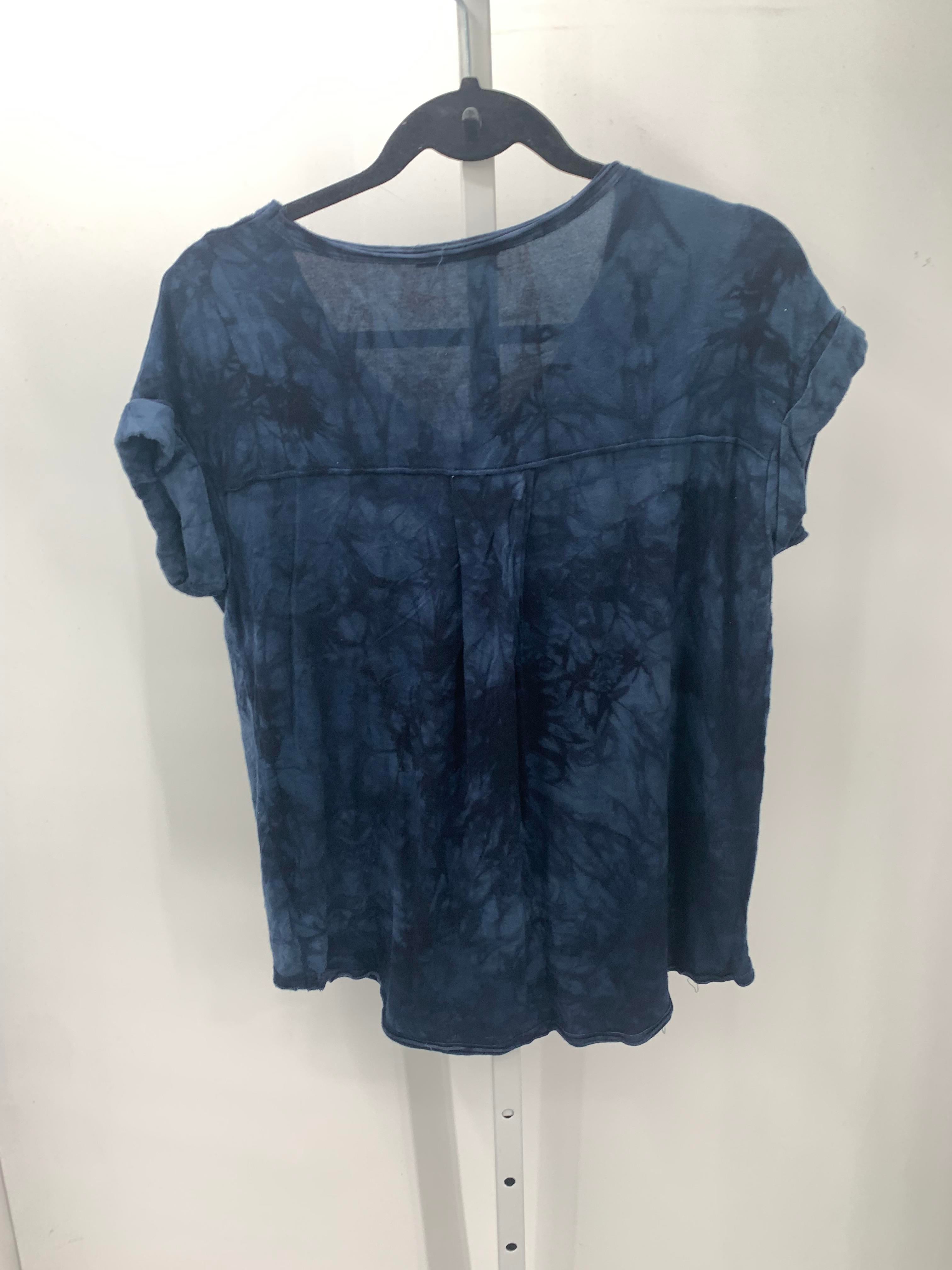 Tahari Size Medium Misses Short Sleeve Shirt