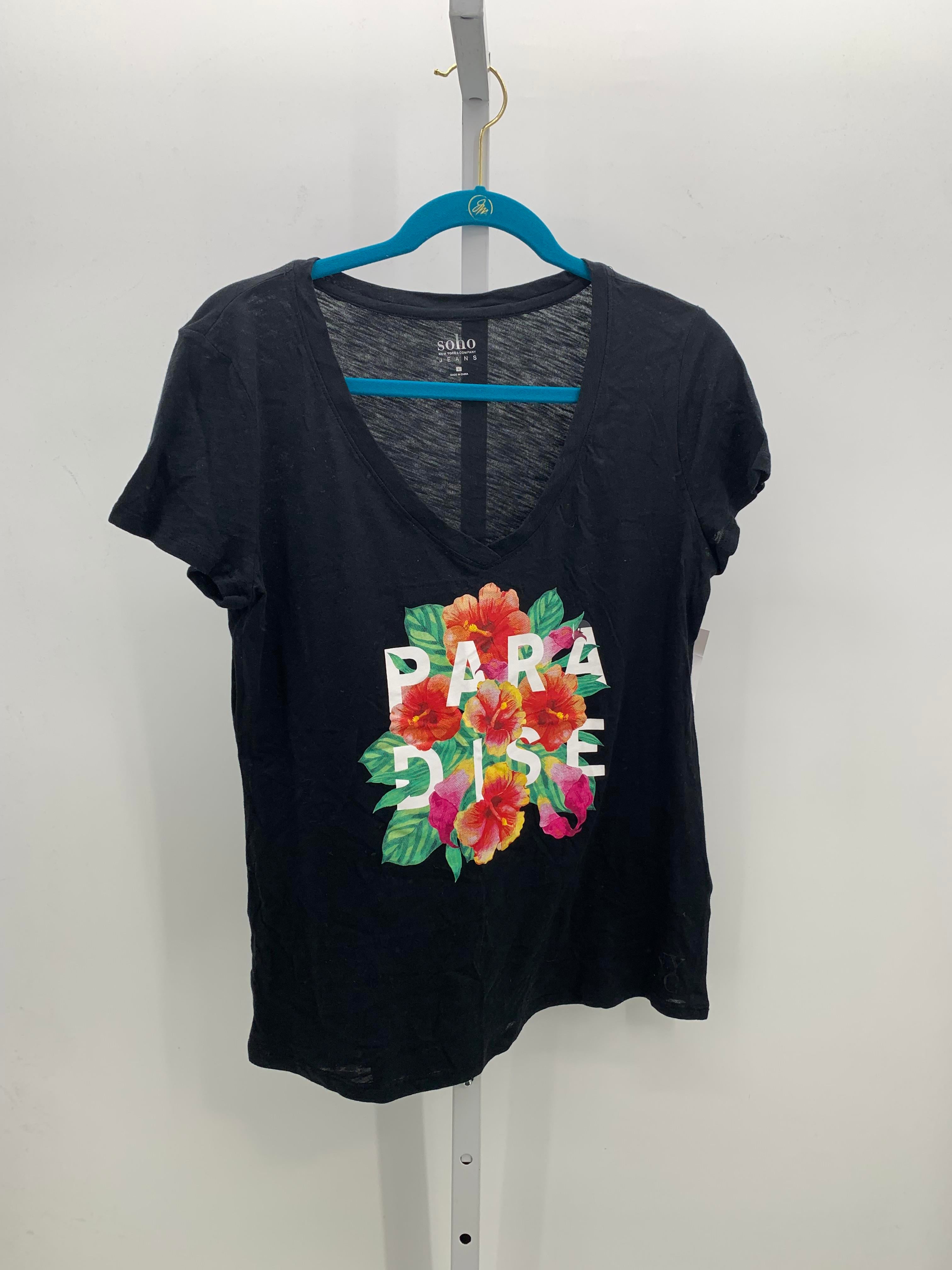 Soho Size Large Misses Short Sleeve Shirt