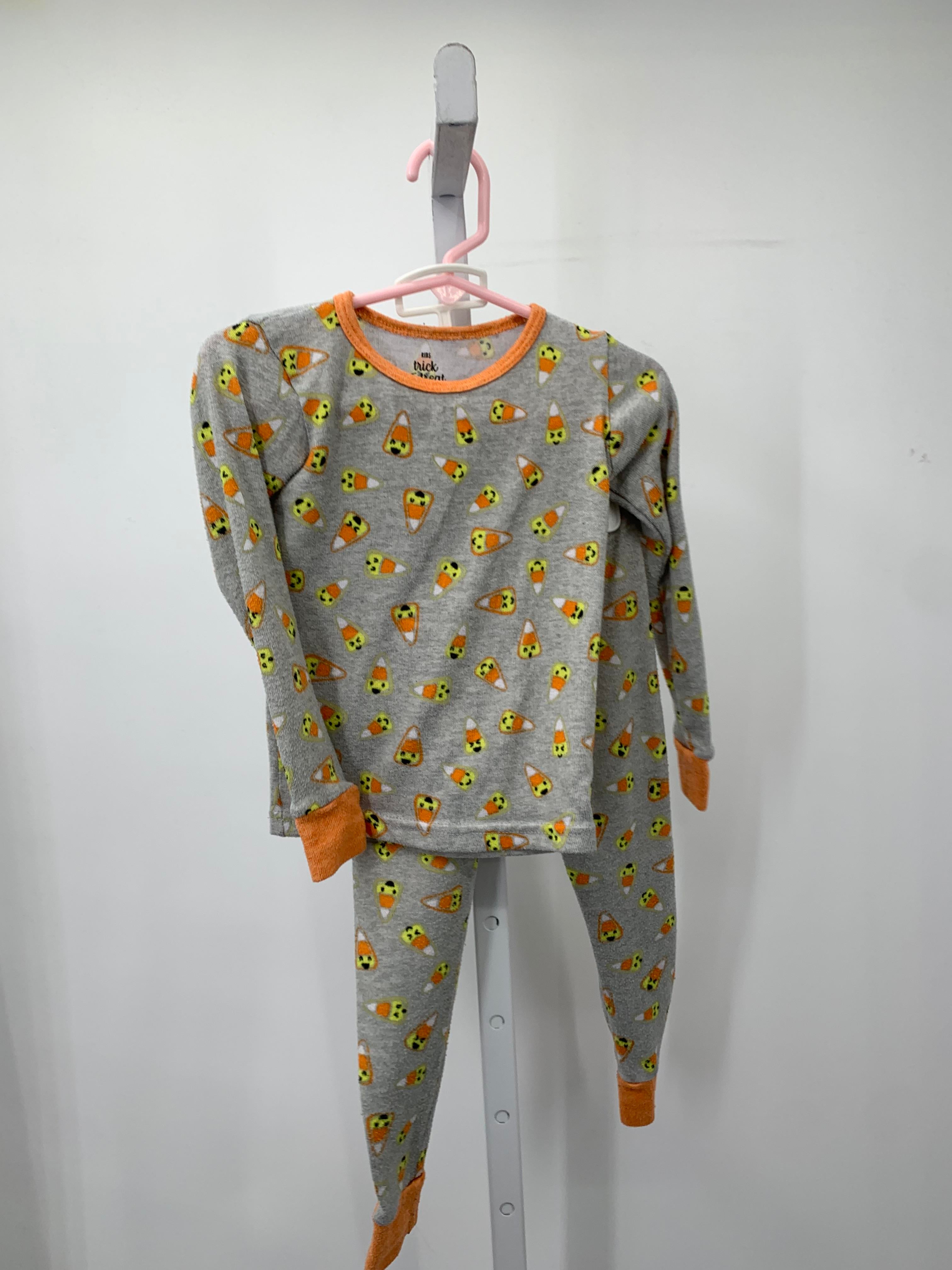 PAJAMAS CANDY CORN.