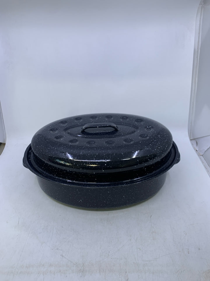 BLACK SPECKLES ENAMEL ROASTING PAN W/ LID.