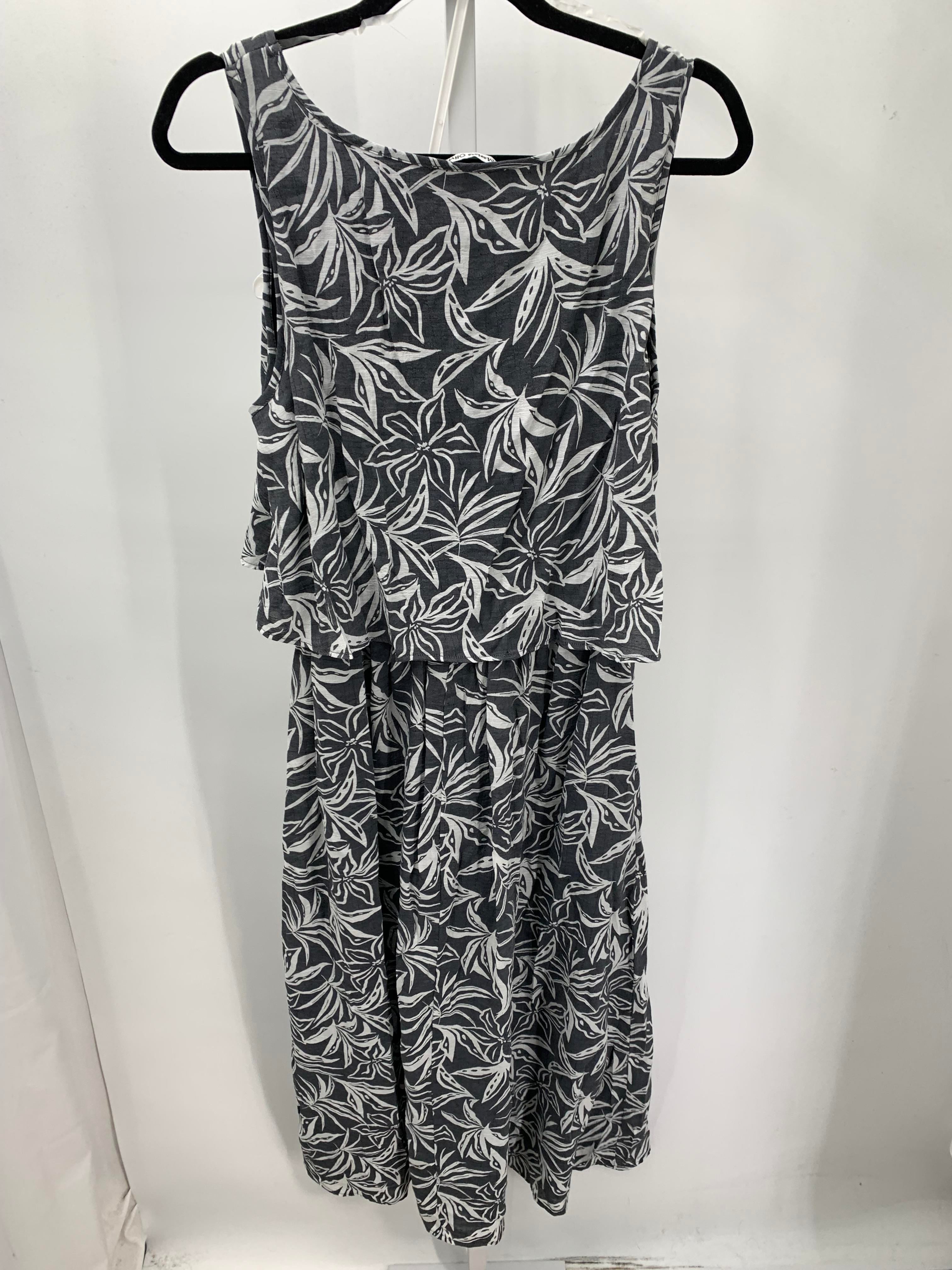 Size Extra Large Misses Sleeveless Dress