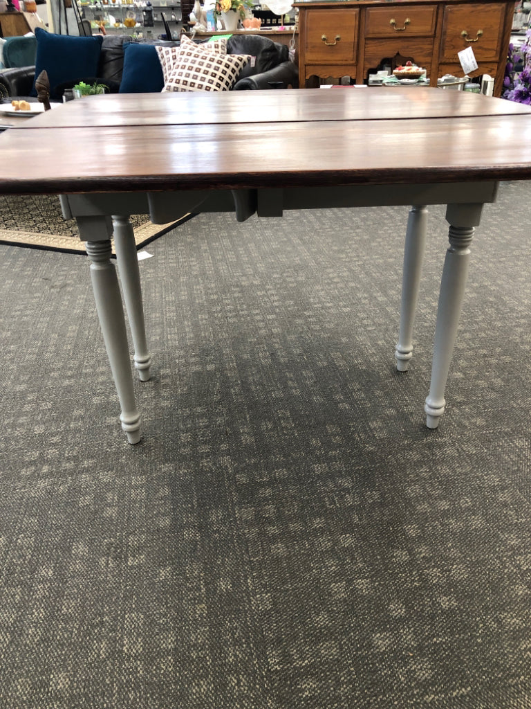 CHERRY WOOD TOP GREY PAINTED DROP LEAF TABLE.