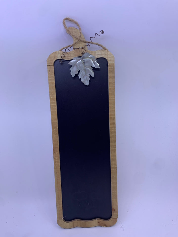 WOOD PUMPKIN CHALKBOARD WALL HANGING.