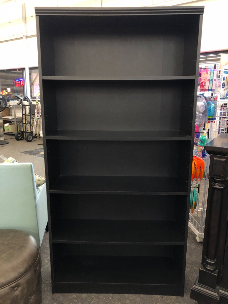 WIDE BLACK 5-SHELF BOOK CASE.