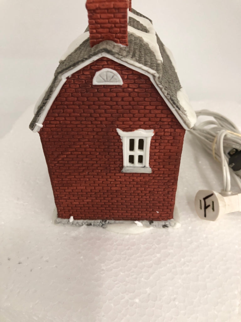 CERAMIC VILLAGE BRICK TOWN HALL DEPARTMENT 56.