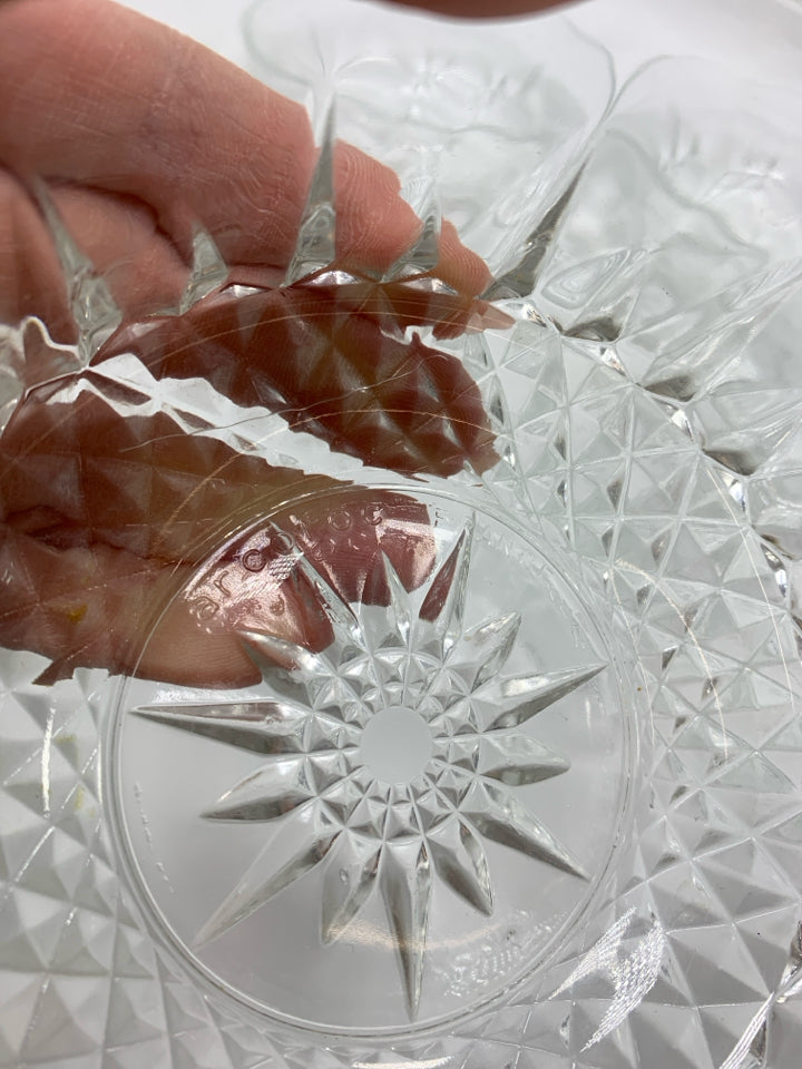 4 ACROROC FRANCE STARBURST DIAMOND CUT GLASS BOWLS.