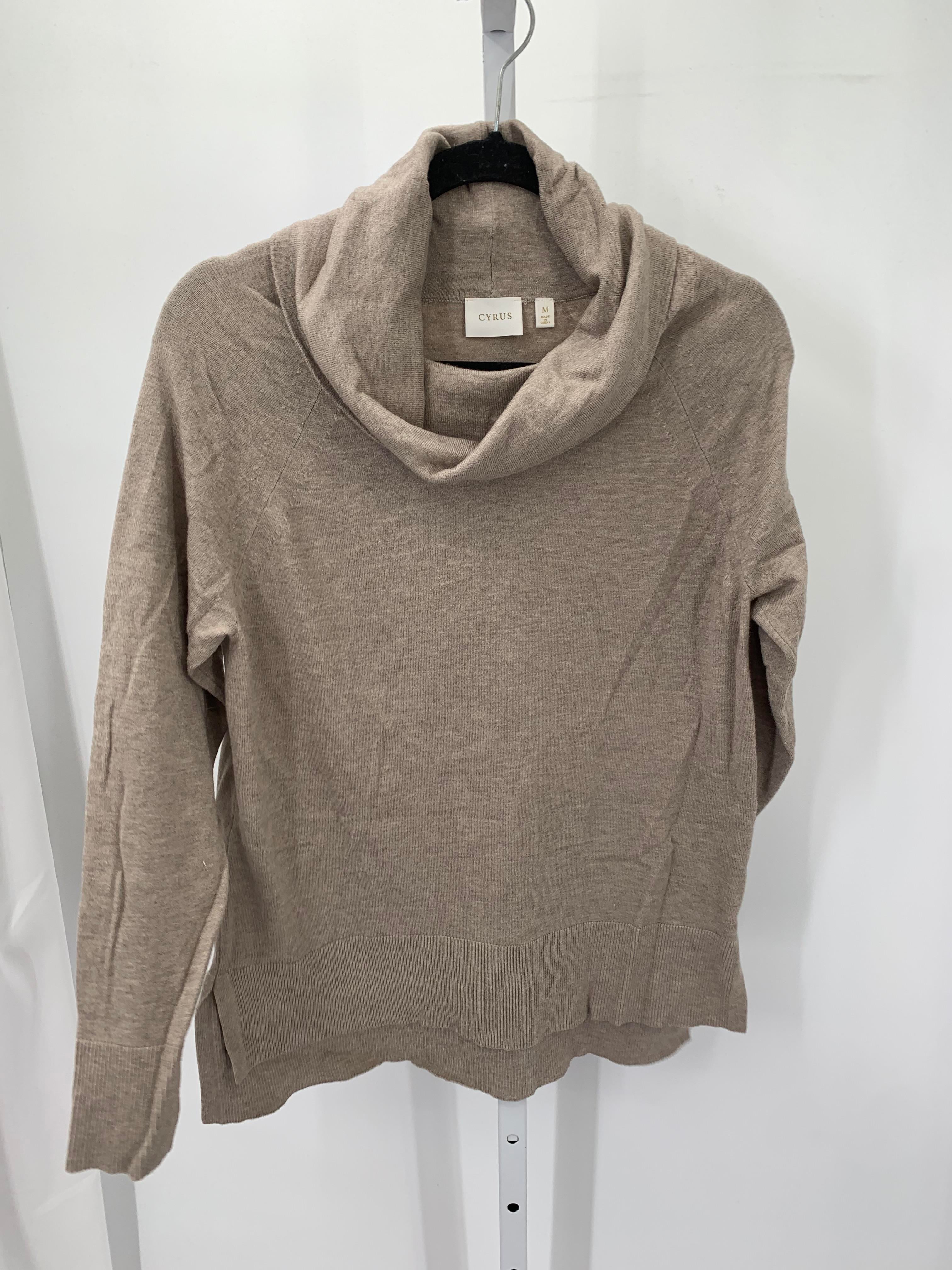 cyrus Size Medium Misses Long Sleeve Shirt