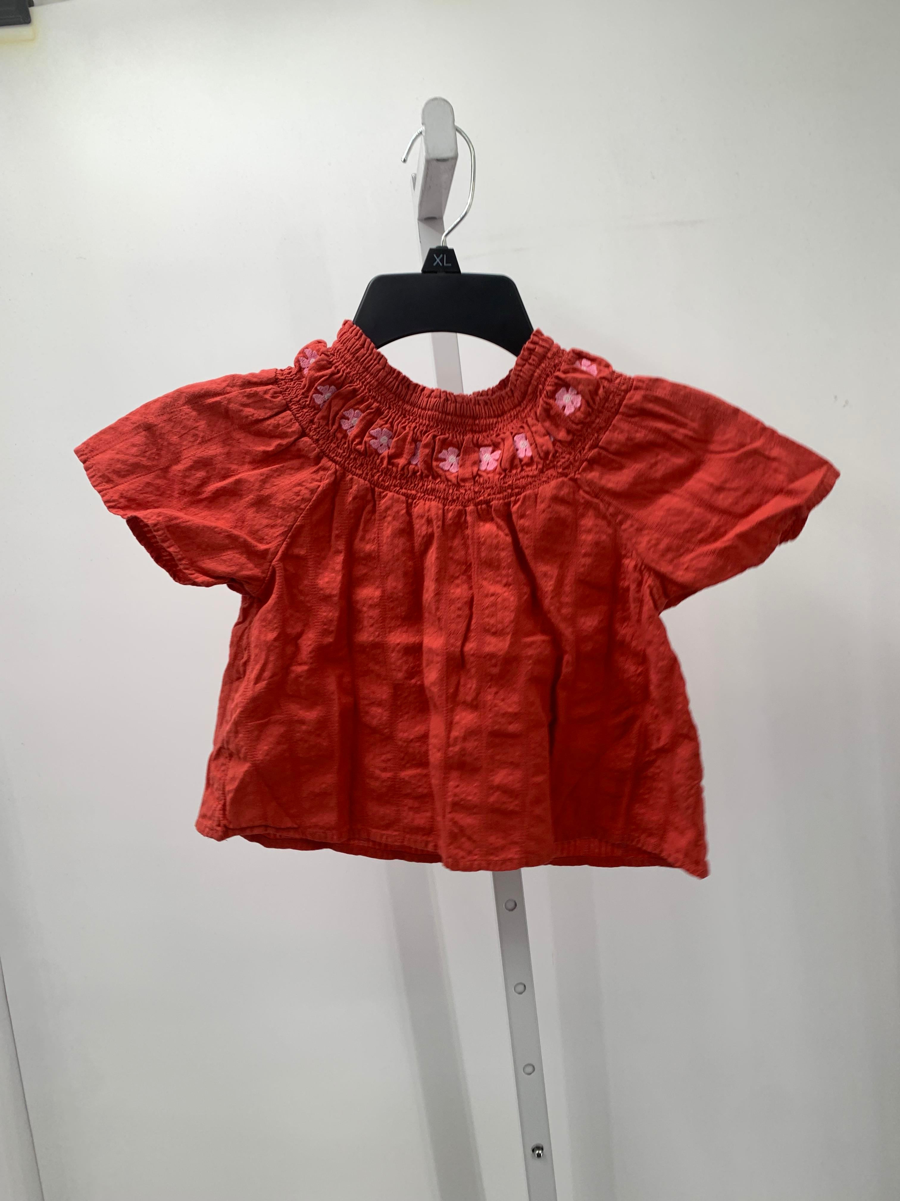 Old Navy Size 6-7 Girls Short Sleeve Shirt