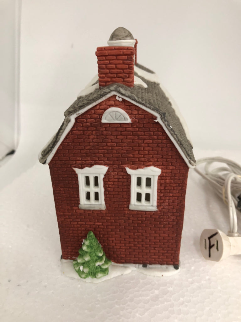 CERAMIC VILLAGE BRICK TOWN HALL DEPARTMENT 56.