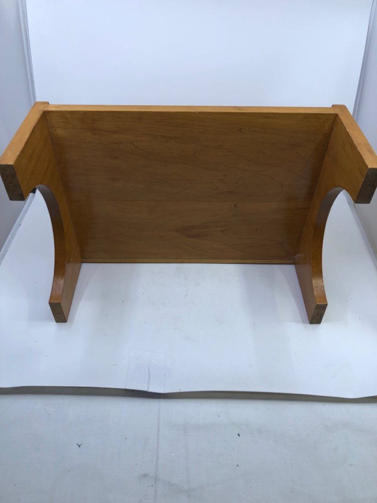 MAPLE WOOD STEP STOOL W/ STORAGE.