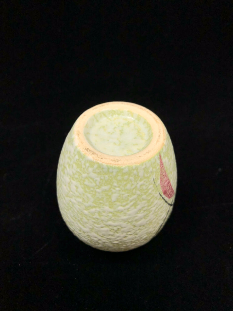 TEXTURED CERAMIC VASE W/GREEN AND PINK LINES.