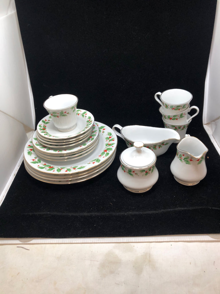 19PC NOEL CHRISTMAS DISH SET SRV FOR 4.