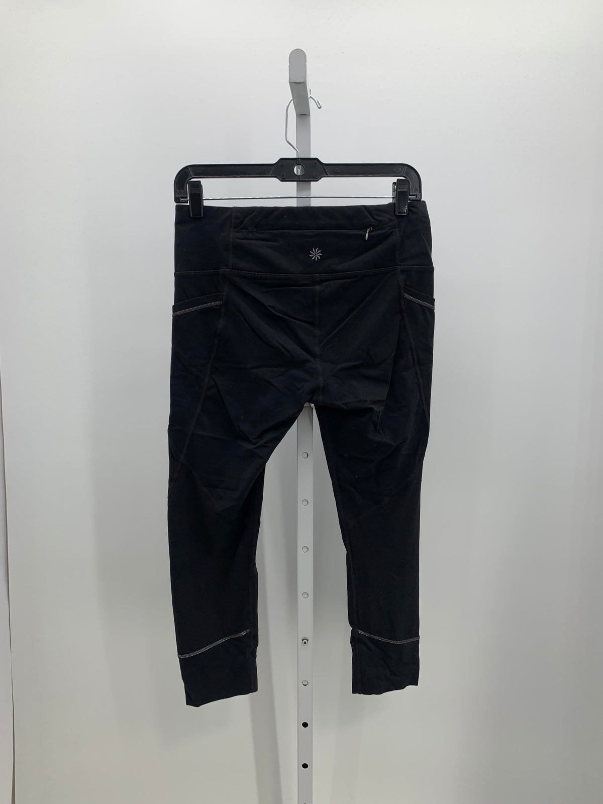 Athleta Size Medium Misses Leggings