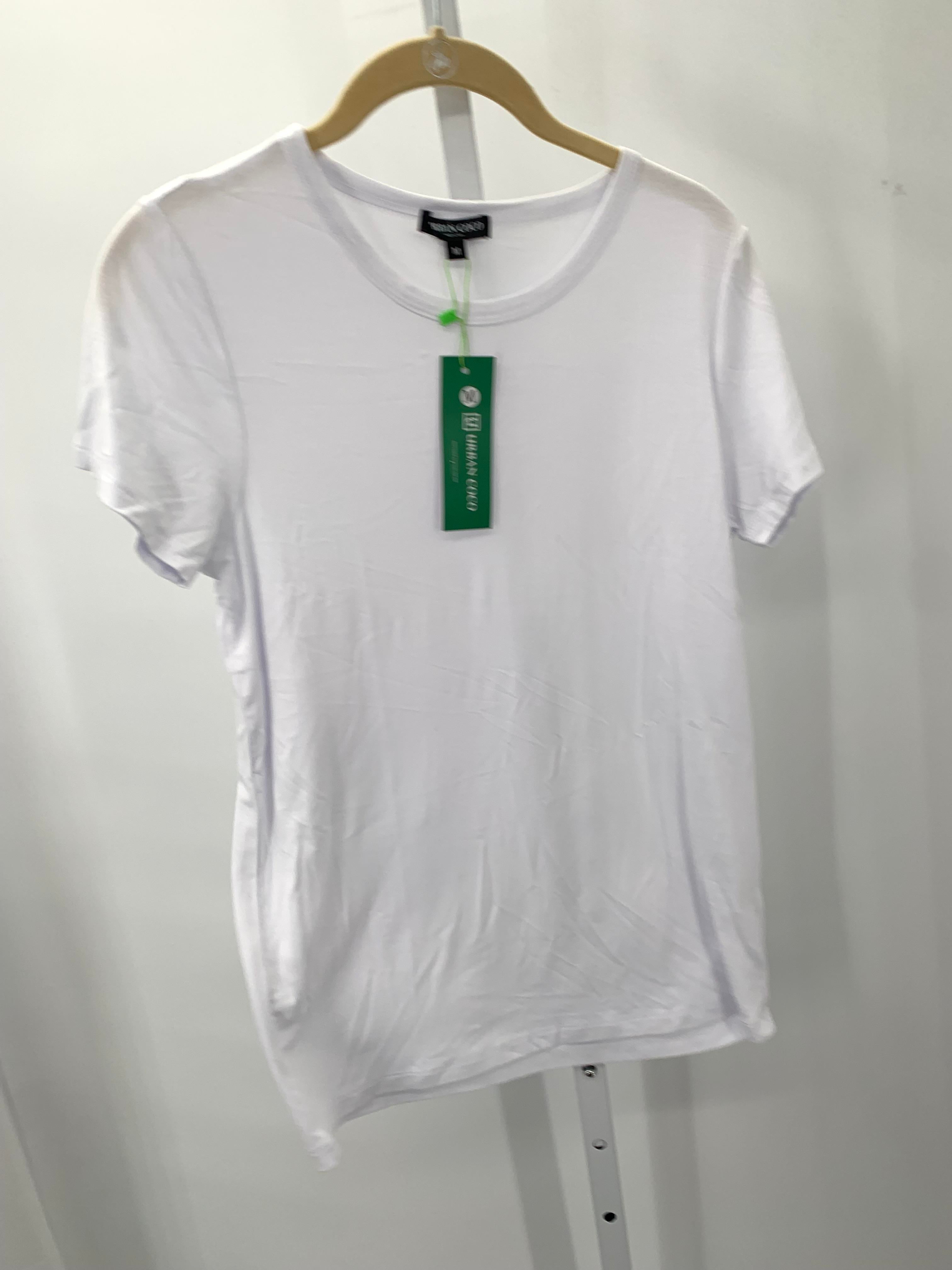 Size Medium Misses Short Sleeve Shirt