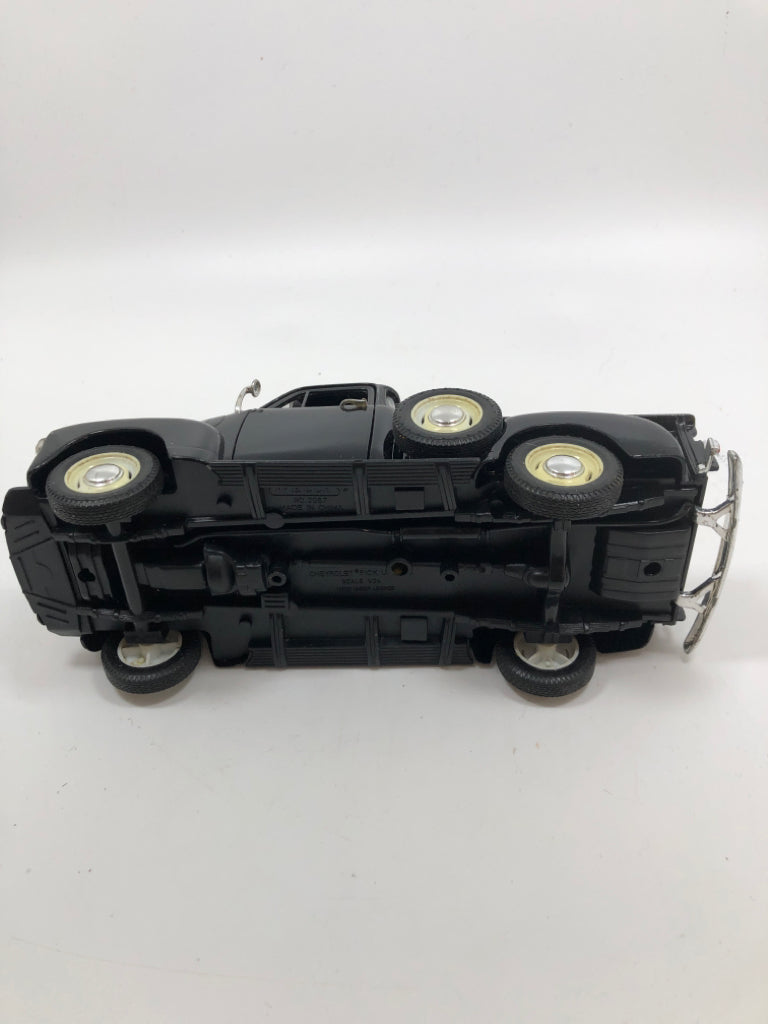CHEVY SCALE MODEL TRUCK