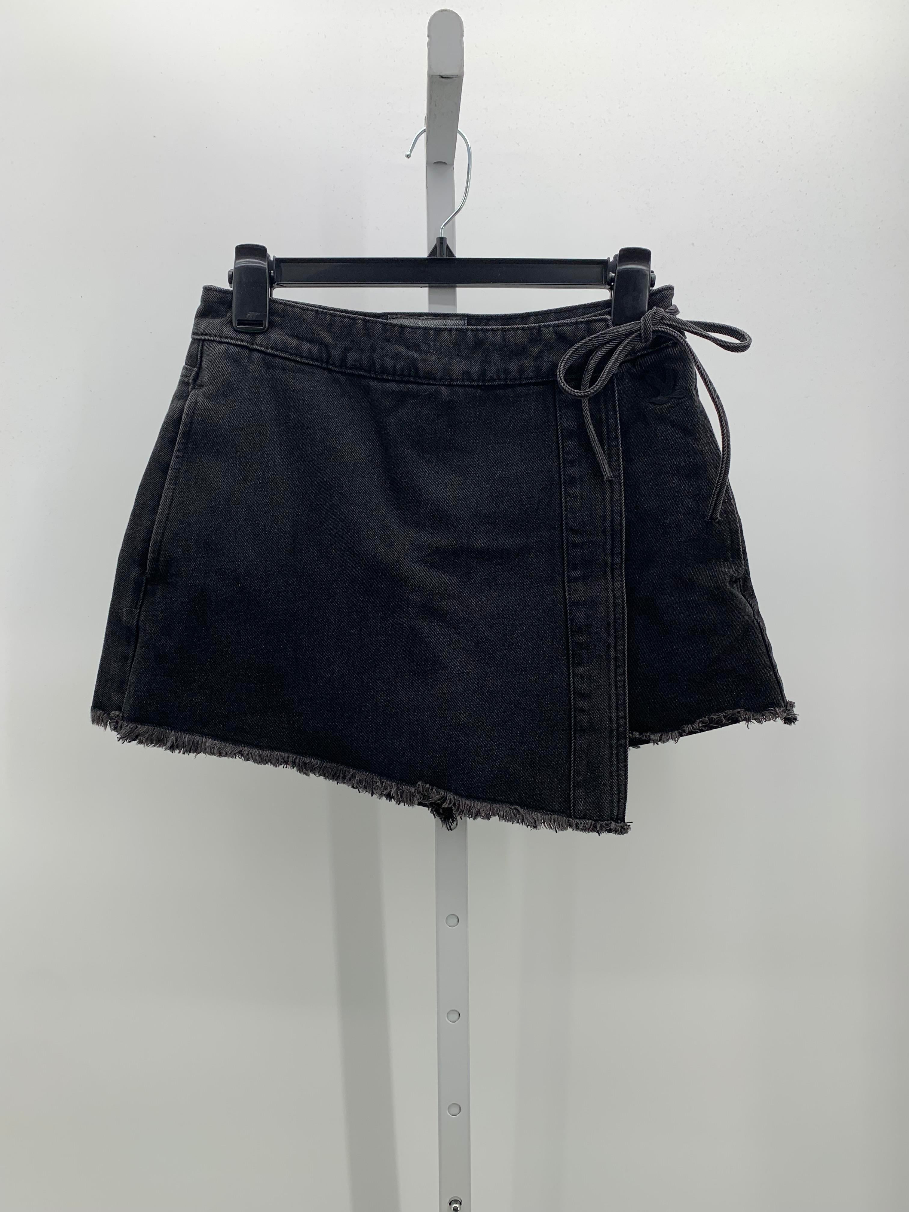 Size 4 Juniors Skirt