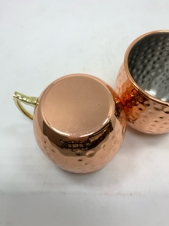 2 HAMMERED MOSCOW MULE MUGS.