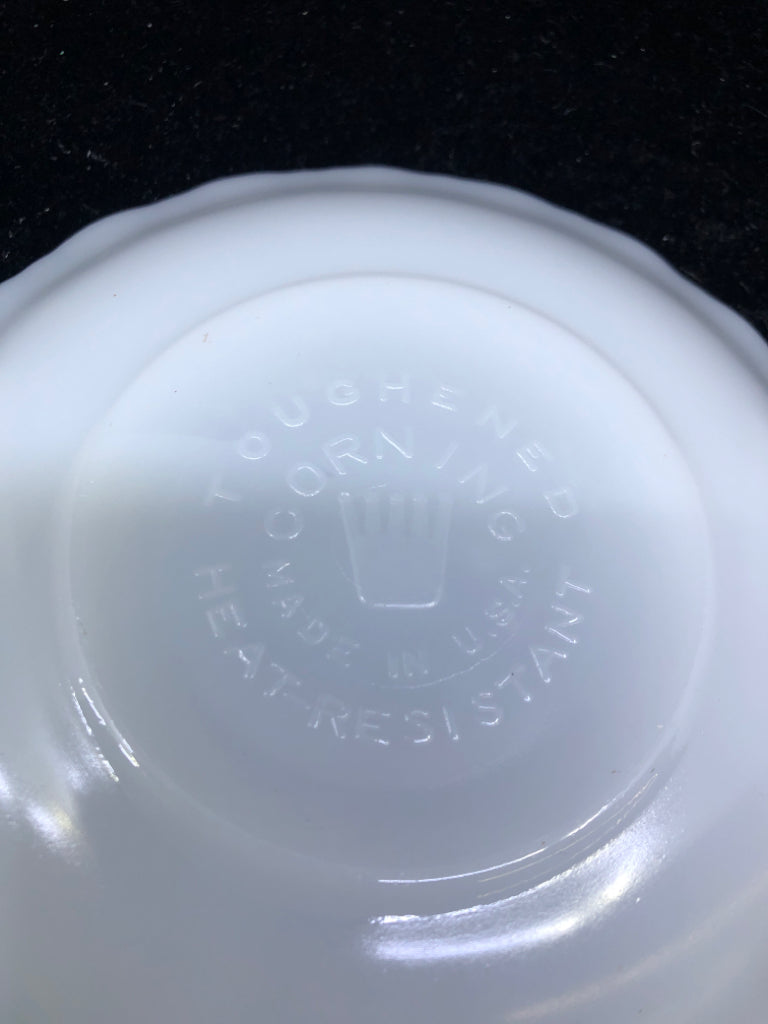 VTG MILK GLASS CORNING WARE TEACUP/SAUCER.