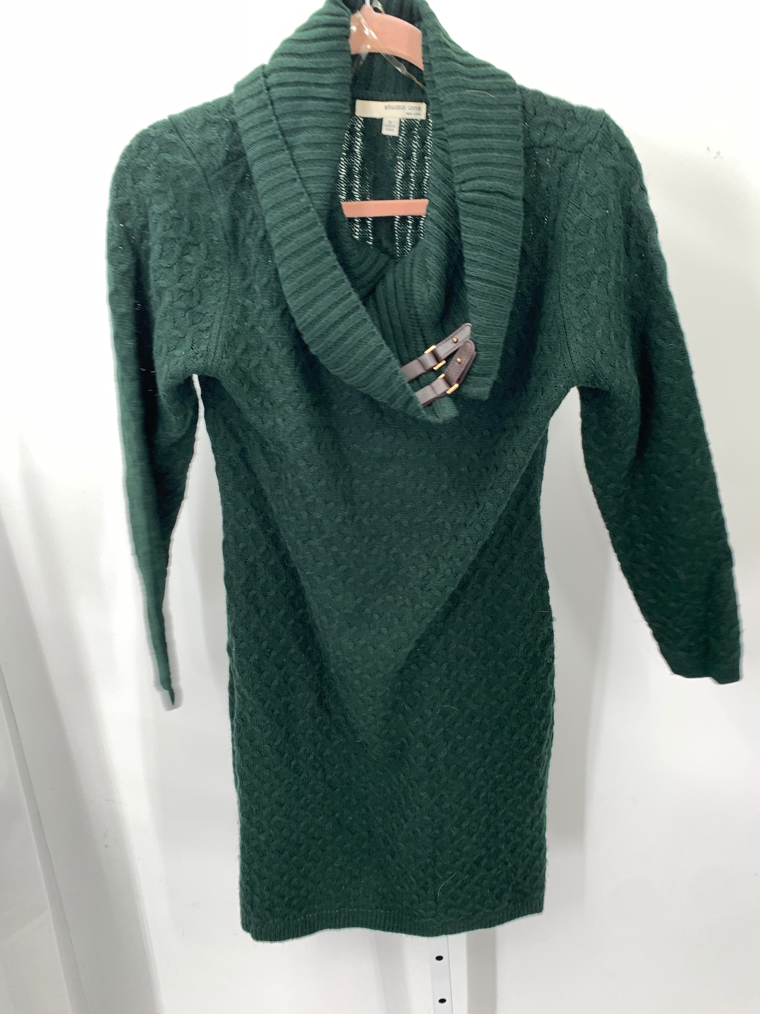 Size Small Misses Long Sleeve Dress