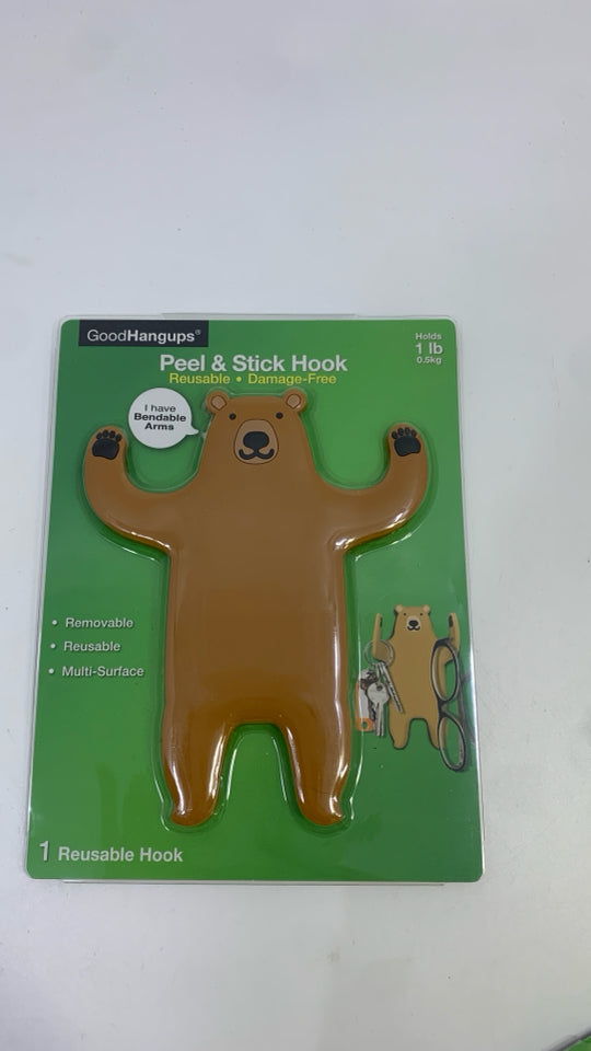BROWN BEAR PEEL AND STICK WALL HOOK.