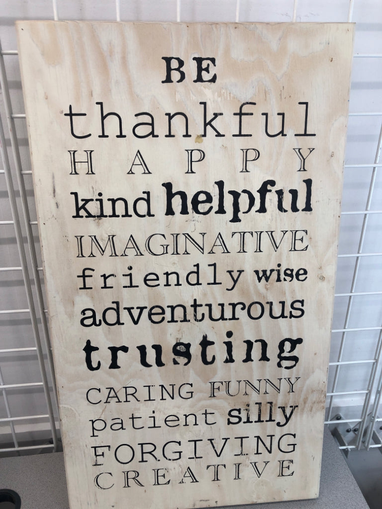 BE THANKFUL HANGING WOODEN SIGN.