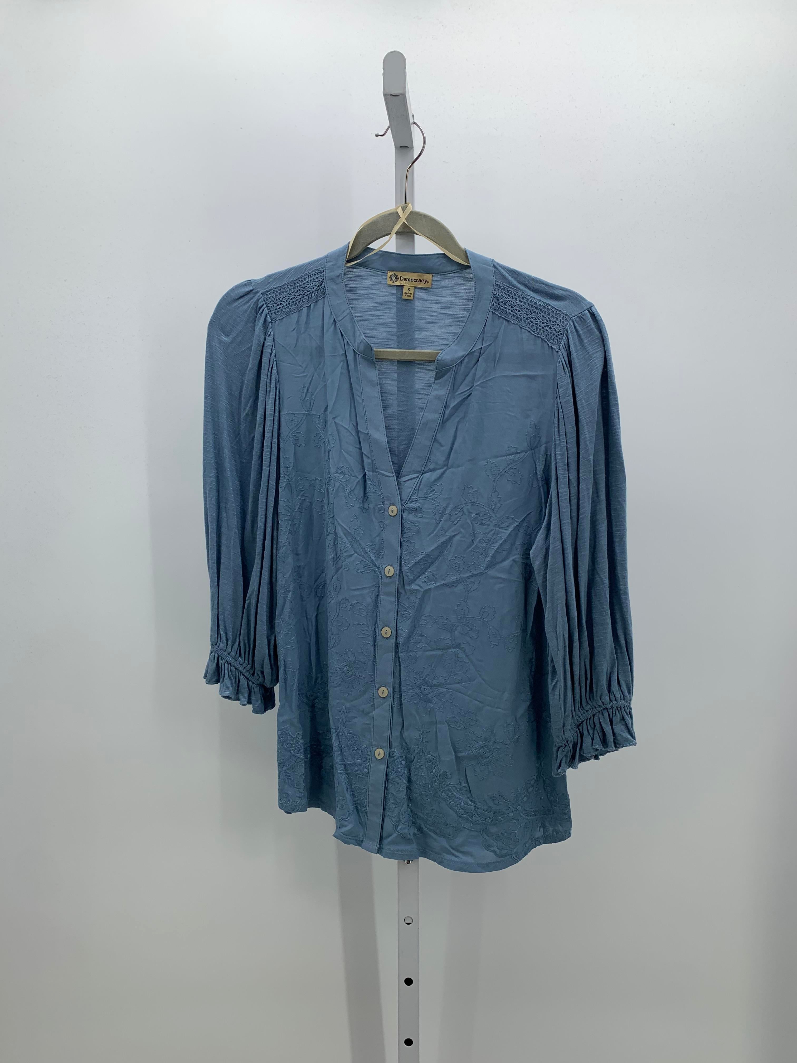 Democracy Size Small Misses 3/4 Sleeve Shirt