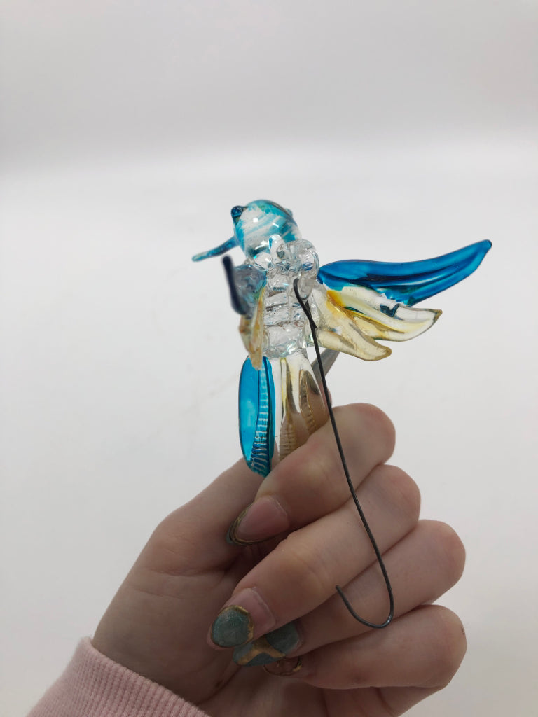 BLUE/YELLOW HUMMINGBIRD HAND BLOWN GLASS.
