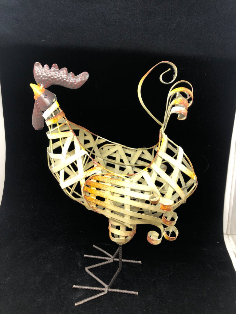 METAL ROOSTER EGG HOLDER.