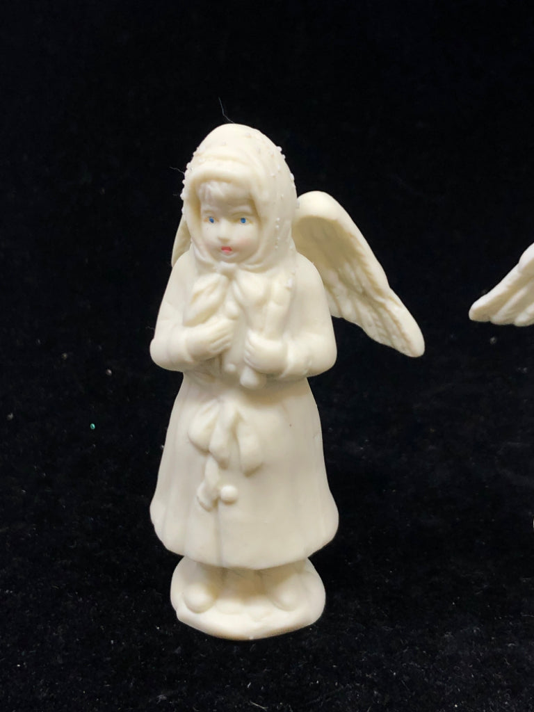 3 PORCELAIN FIGURINES ANGELS.