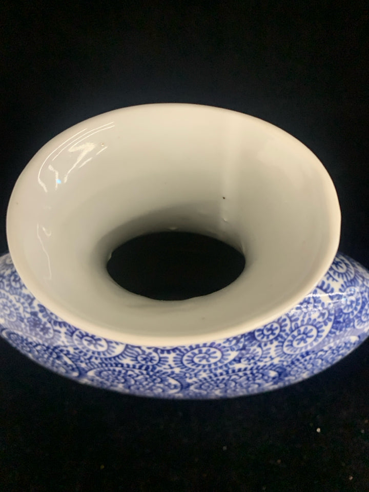 WIDE BASE BLUE AND WHITE VASE.