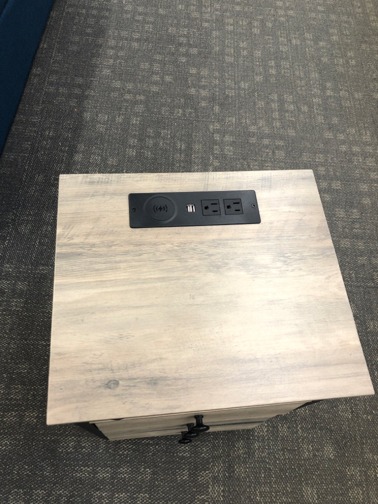 PALE WOOD SIDE TABLE W/3 DRAWERS, PLUG, AND LED LIGHT W/REMOTE.