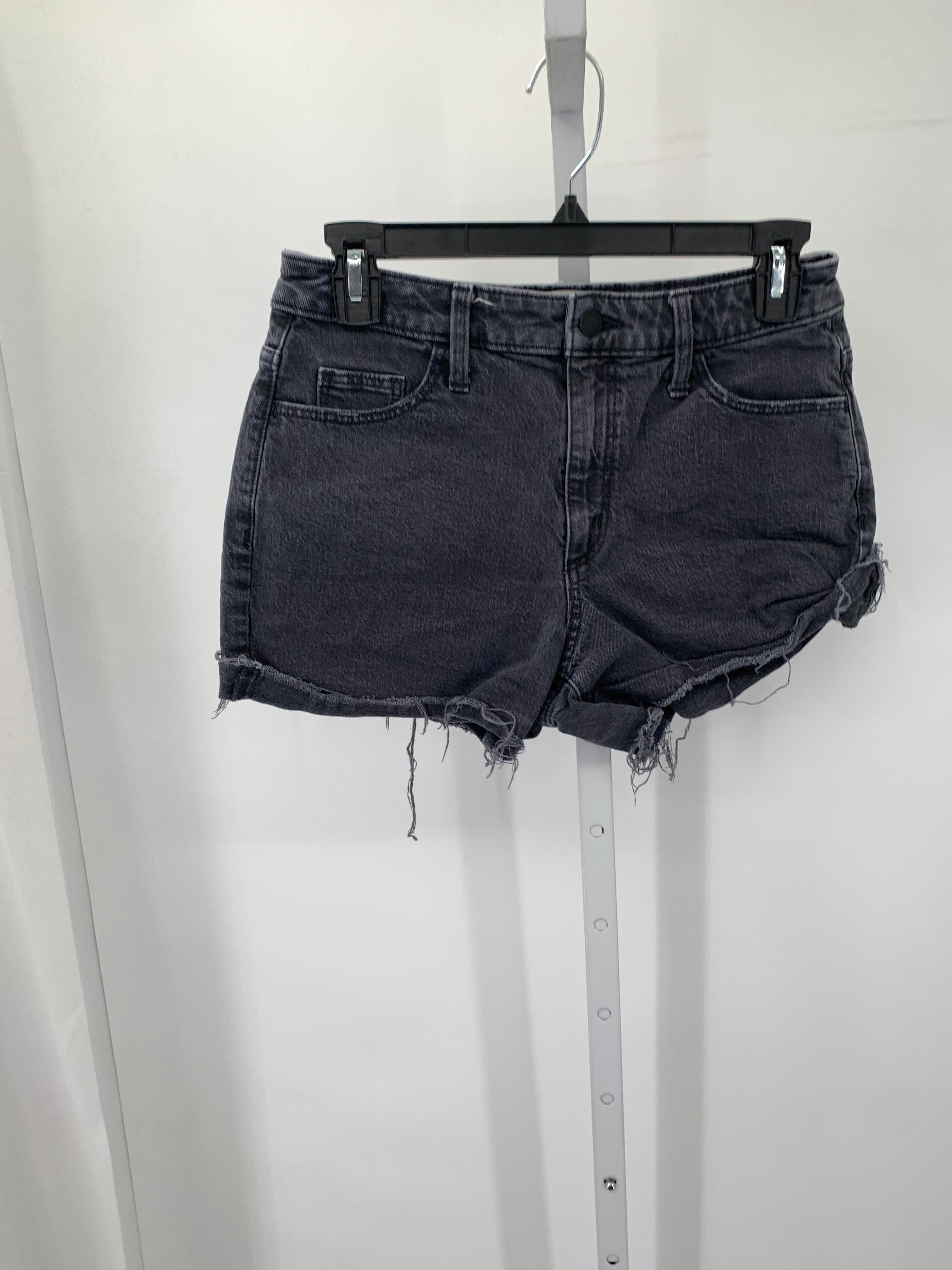 Universal Thread Size 4 Misses Shorts