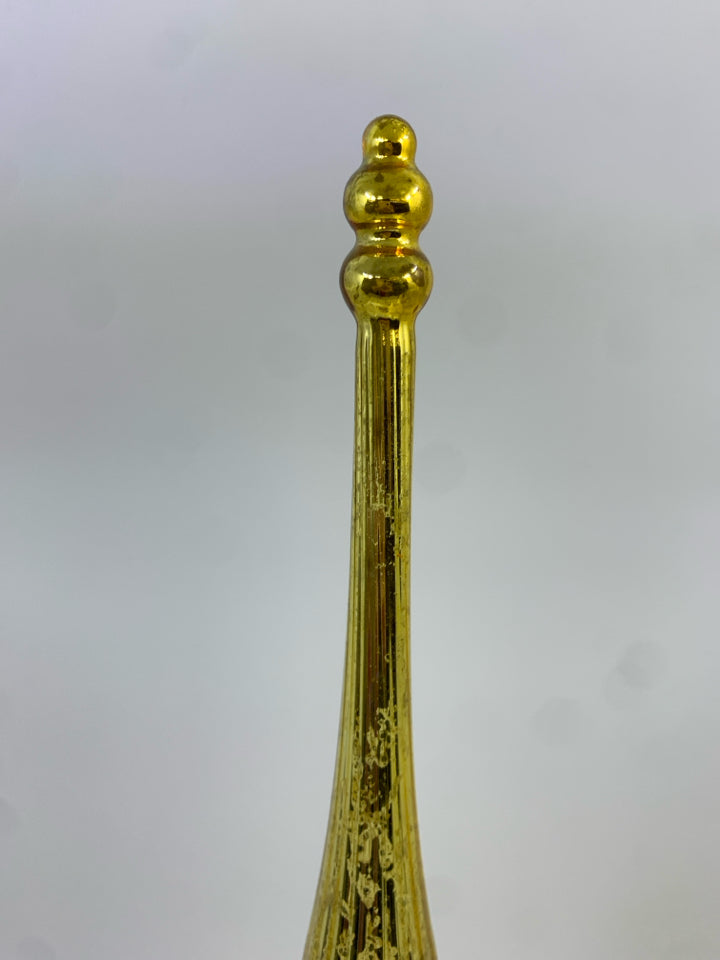 DECORATIVE GOLDEN GLASS FINIAL.