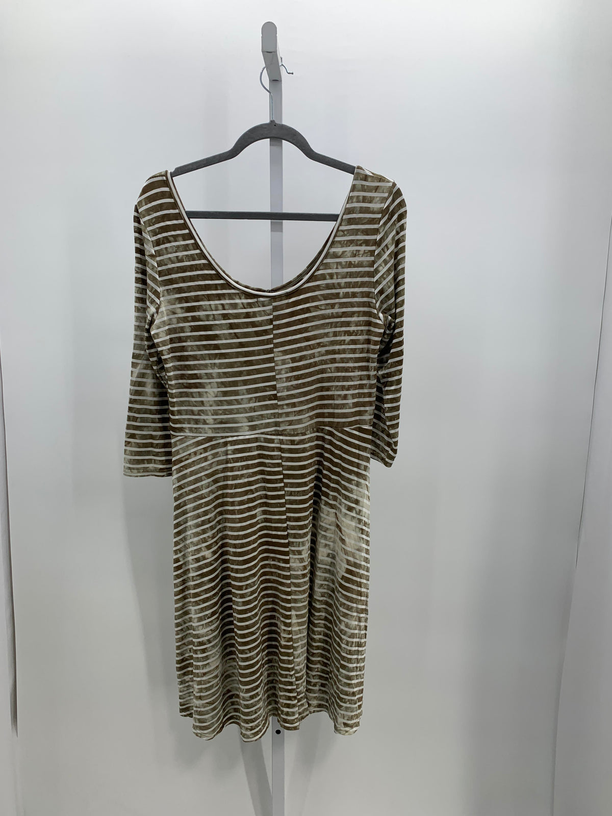Size Extra Large Misses 3/4 Sleeve Dress